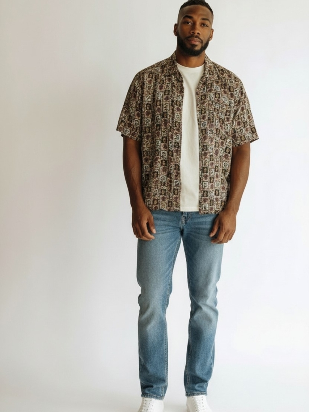 Vintage 1990s SUMMA Silk Abstract Pattern short sleeve button-up shirt. Dadcore